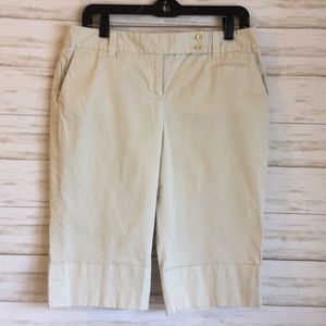 🌺 2/$15  LOFT 8P khaki pedal pushers